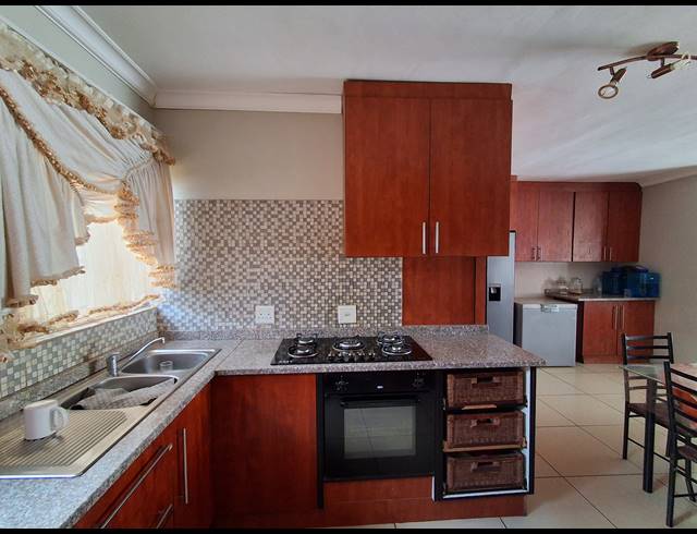 3 BEDROOM FREESTANDING FOR SALE IN ALABAMA